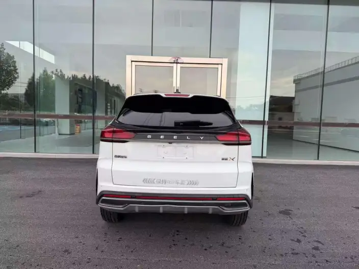 Geely Boyue 2022 Model Geely Boyue X 1.8TD DCT Smart Prestige Model – фото 3