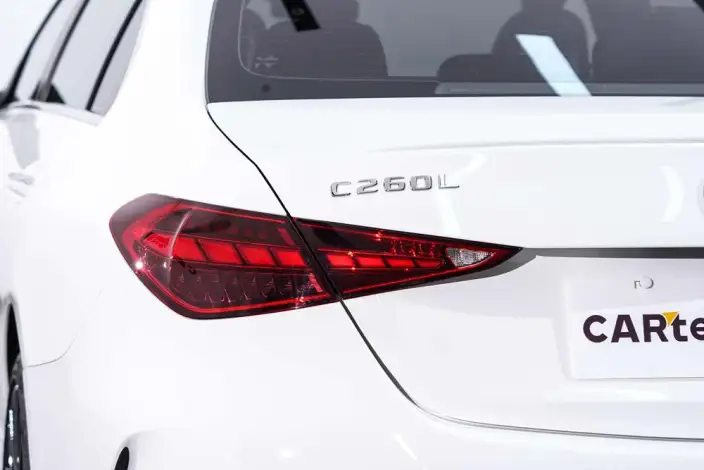 Mercedes-Benz C-Class 2026 Model C 260 L Sports sedan – фото 9