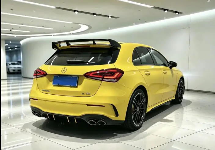 Mercedes-Benz A-Class AMG Imported 2022 Model AMG A 35 4MATIC – фото 5