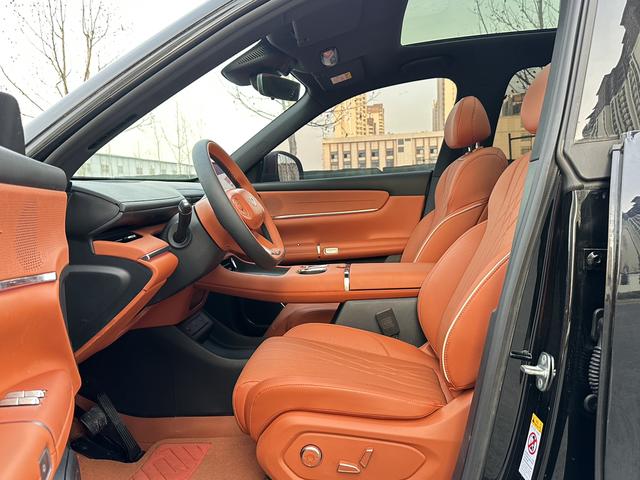 Changan Qiyuan Q07 2025 модификация 215 Flagship