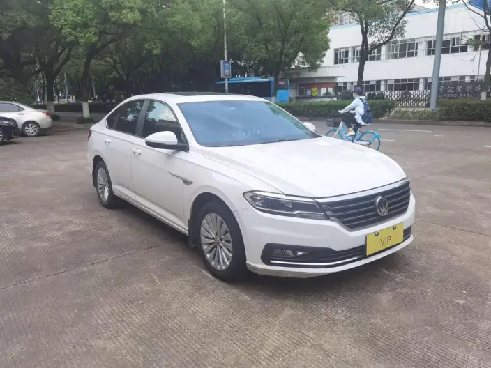 Volkswagen Lavida 2021 Model 1.5L Automatic Comfort Edition – фото 3