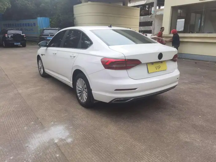 Volkswagen Lavida 2021 Model 1.5L Automatic Comfort Edition – фото 5
