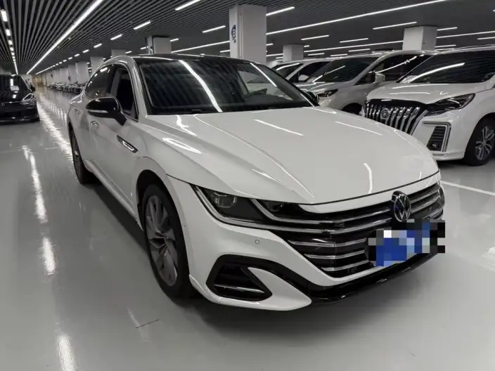 Volkswagen CC 2024 Model 380TSI Dazzling Edition – фото 3