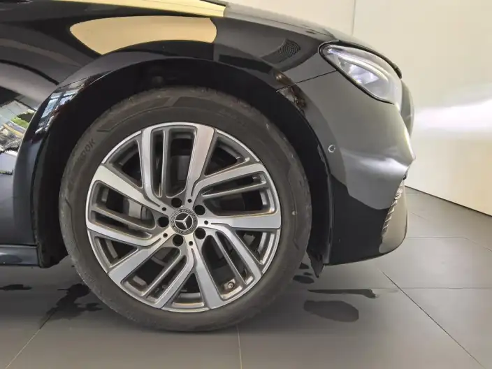Mercedes-Benz E-Class 2025 Model E 300 L Fashion Model sedan – фото 6