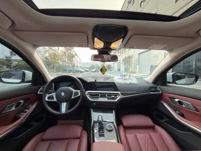 BMW 3 Series 2022 Model 325i M Sports Set – фото 7