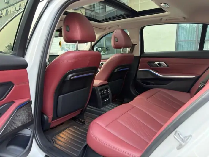 BMW 3 Series 2022 Model 325i M Sports Set – фото 9