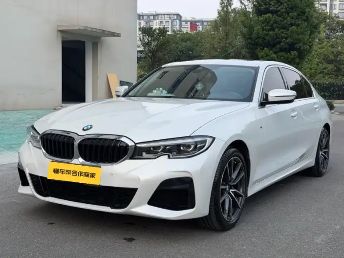 BMW 3 Series 2022 Model 325i M Sports Set – фото 10