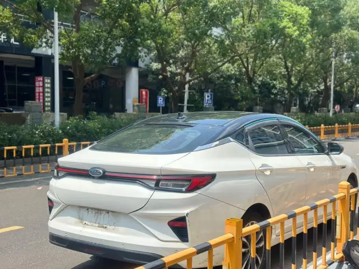 JAC iC5 2020 Model Luxury Sports Edition – фото 7