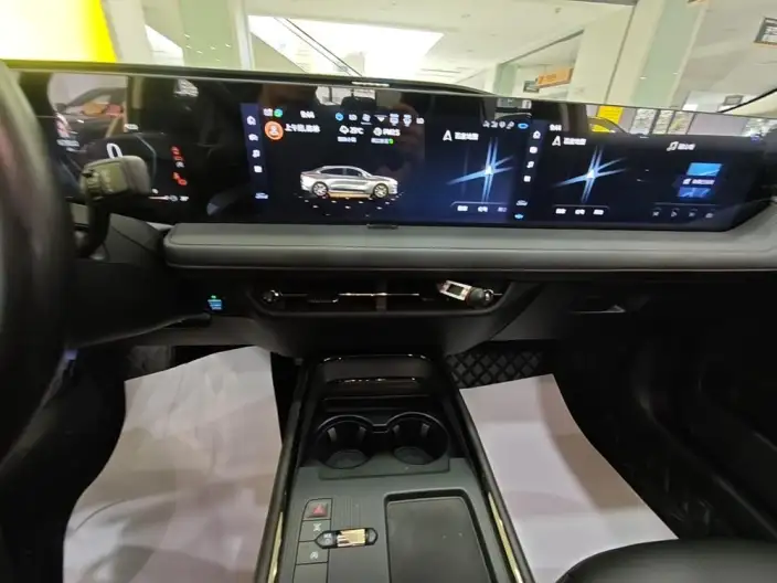 Ford Mondeo 2022 Model EcoBoost 245 Luxury Model – фото 6