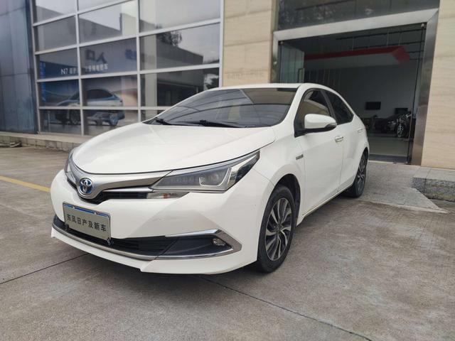 Toyota Corolla 2017 Facelift Hybrid 1.8L E-CVT Leader China V – фото 1