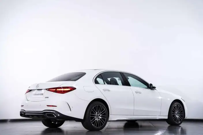 Mercedes-Benz C-Class 2026 Model C 260 L Sports sedan – фото 5