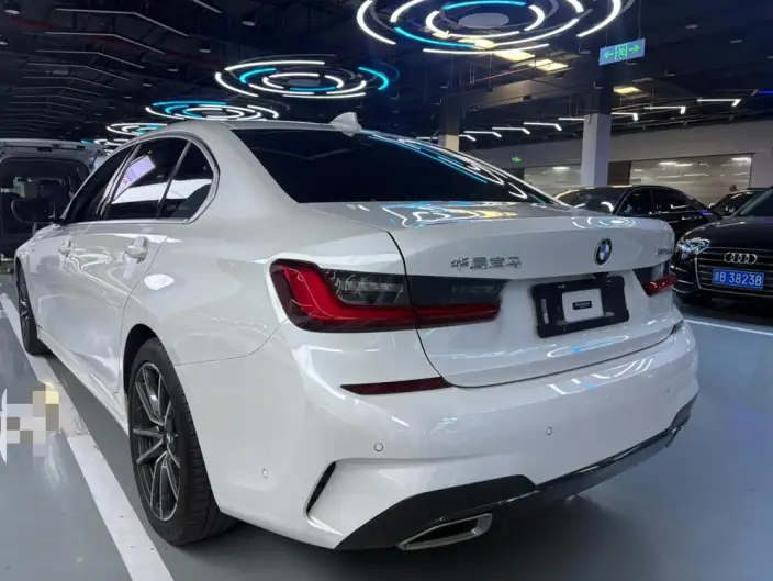 BMW 3 Series 2020 Model Facelift 325Li First Edition Edition – фото 4