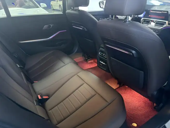 BMW 3 Series 2020 Model Facelift 325Li First Edition Edition – фото 9