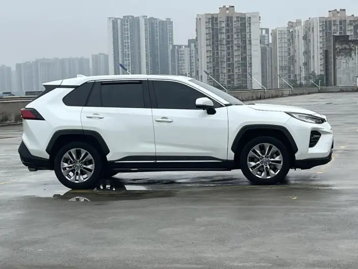 Toyota Wildlander 2021 Model 2.0L 2WD Deluxe Edition – фото 7