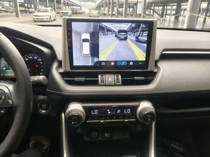 Toyota Wildlander 2021 Model 2.0L 2WD Deluxe Edition – фото 9