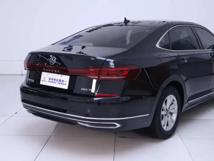 Volkswagen Passat 2023 Model 280TSI Business Edition – фото 9