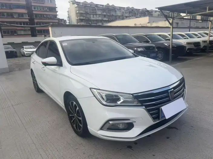 Roewe i5 2020 Model 1.5L Automatic 4G Connected Luxury Ultimate Edition – фото 3