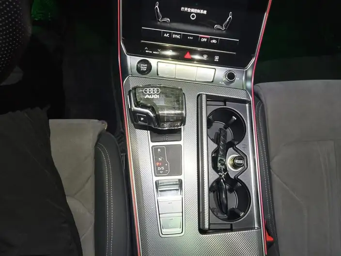 Audi A6L 2024 Model 40 TFSI Luxury Dynamic Model – фото 10