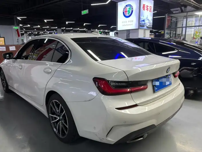 BMW 3 Series 2021 Model 320Li M Sports Set – фото 4