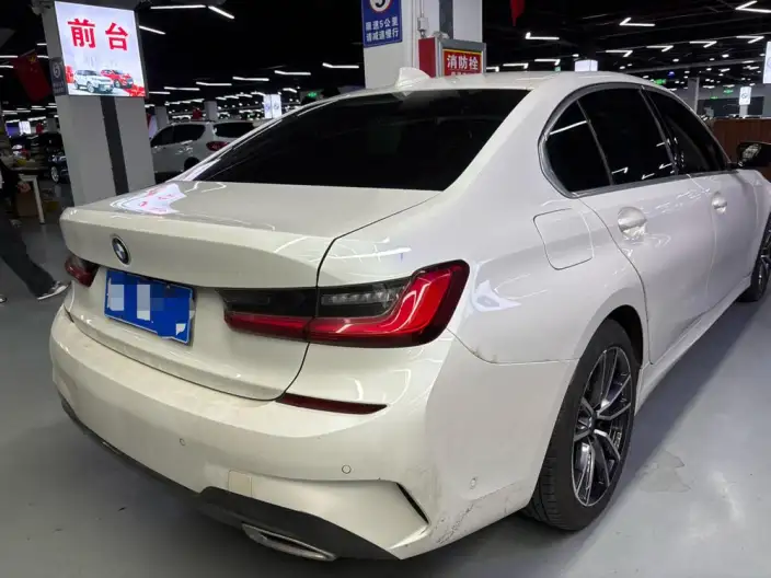 BMW 3 Series 2021 Model 320Li M Sports Set – фото 6