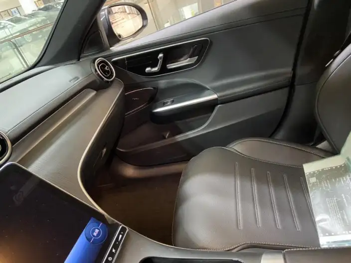 Mercedes-Benz C-Class 2024 Model C 200 L Sports Edition – фото 7
