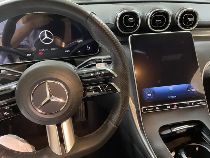Mercedes-Benz C-Class 2024 Model C 200 L Sports Edition – фото 8