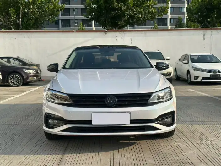 Volkswagen Lamando 2021 Model 280TSI DSG Luxury Wraith Edition – фото 2