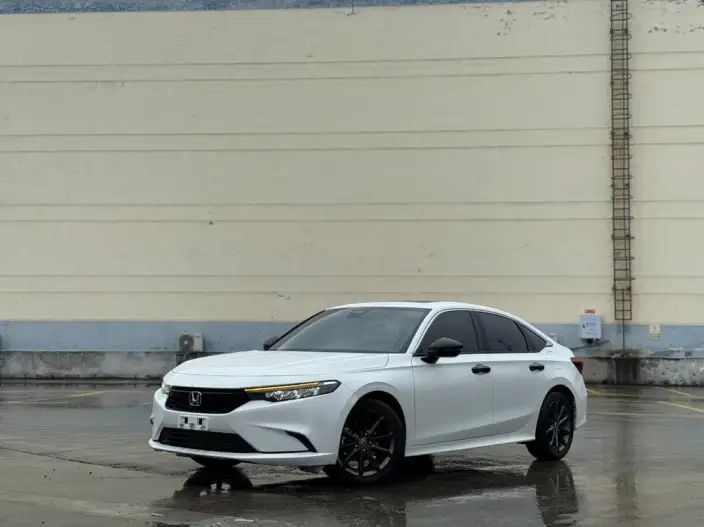 Model Ge 2022 Model 240TURBO CVT Deluxe Edition – фото 1