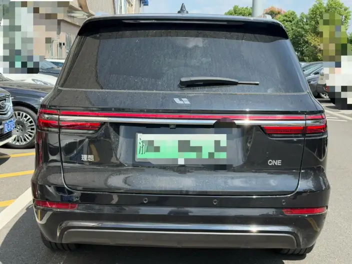 Li Auto ONE 2020 Model Extended Range 6 seat Edition – фото 5