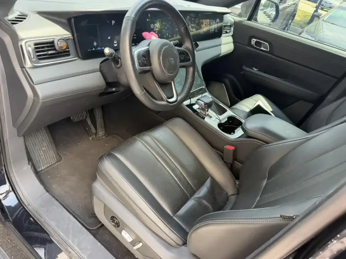 Li Auto ONE 2020 Model Extended Range 6 seat Edition – фото 9