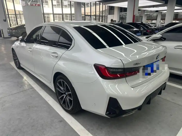 BMW 3 Series 2023 Model 325Li M Sports Set – фото 3