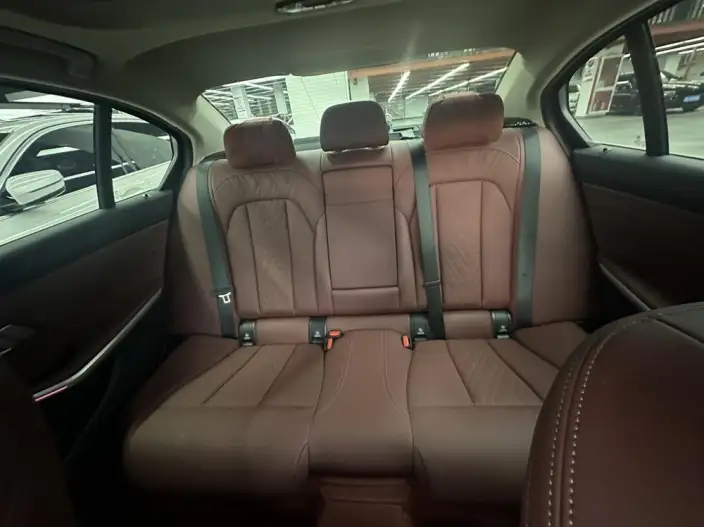 BMW 3 Series 2023 Model 325Li M Sports Set – фото 10