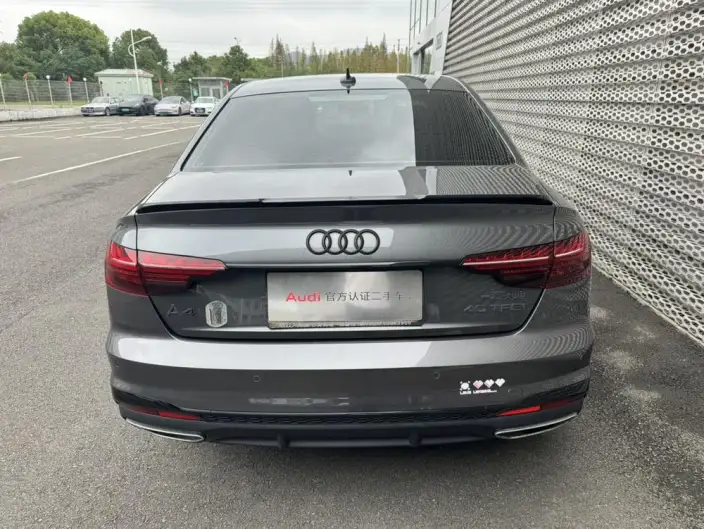Audi A4 L 2023 Model 40 TFSI Luxury Dynamic Model – фото 4