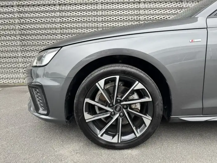 Audi A4 L 2023 Model 40 TFSI Luxury Dynamic Model – фото 5