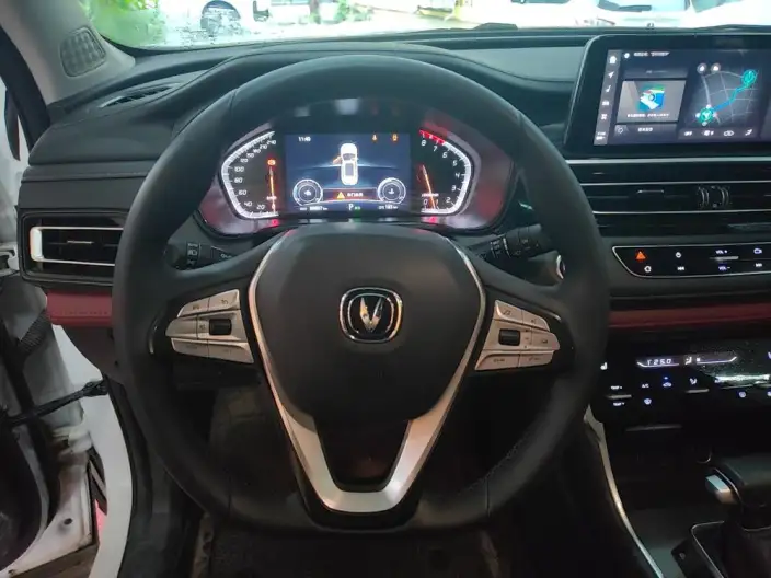 Changan CS75 2023 Model Changxiang Edition 1.5T DCT Noble Model – фото 8