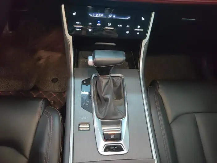 Changan CS75 2023 Model Changxiang Edition 1.5T DCT Noble Model – фото 9