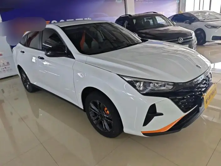 Yixuan 2023 Model Mach Version 1.5L Automatic Chasing the Wind version
