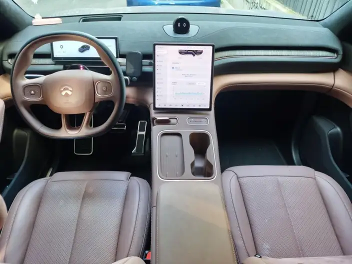 NIO EC6 2025 Model 75kWh – фото 7