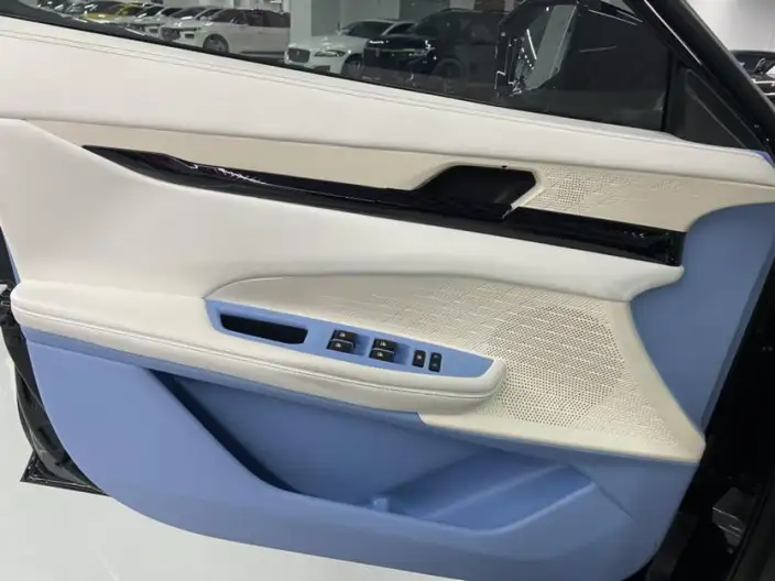 Changan UNI-V 2024 Model 1.5T Exclusive Model – фото 9
