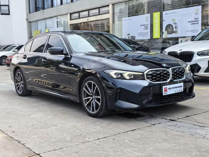 BMW 3 Series 2023 Model 325Li M Sports Set – фото 3