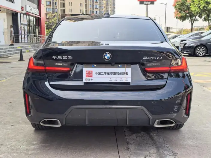BMW 3 Series 2023 Model 325Li M Sports Set – фото 5