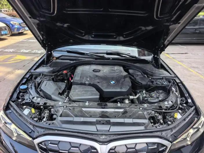 BMW 3 Series 2023 Model 325Li M Sports Set – фото 7