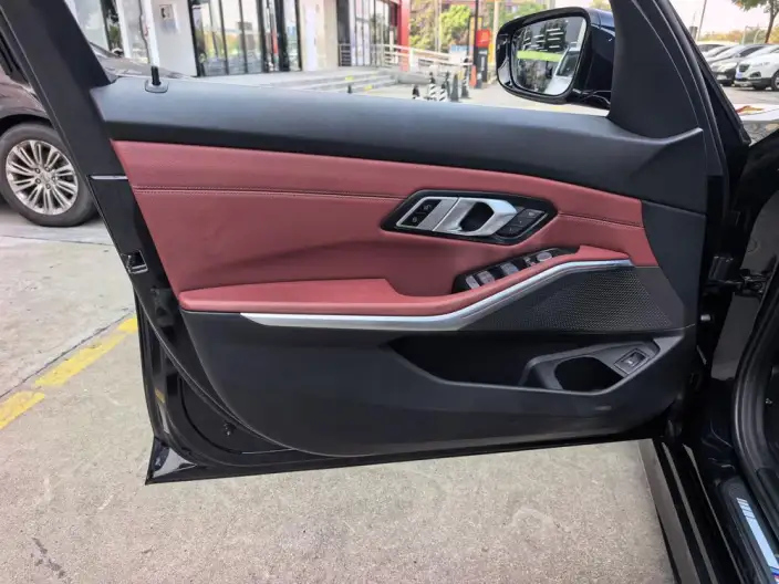 BMW 3 Series 2023 Model 325Li M Sports Set – фото 8