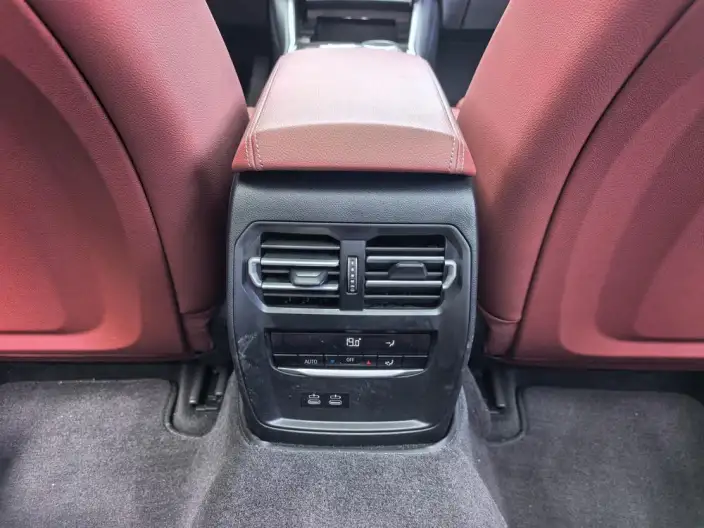 BMW 3 Series 2023 Model 325Li M Sports Set – фото 10