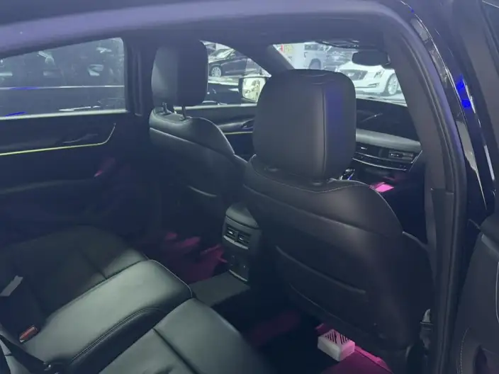 Cadillac CT5 2024 Model 28T Luxury Model Pro – фото 6