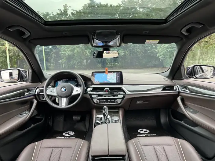 BMW 5 Series 2022 Model Facelift II 525Li M Sports Set – фото 9