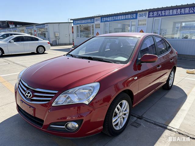 Hyundai Elantra 2015 модификация 1.6L автоматическое Com f ort – фото 1