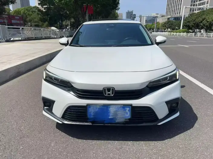 Honda Civic 2023 Model 240TURBO CVT Momentum Edition – фото 2