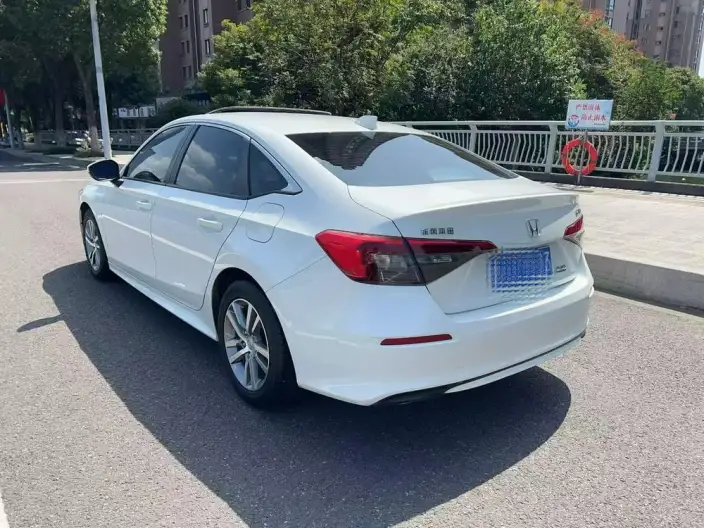 Honda Civic 2023 Model 240TURBO CVT Momentum Edition – фото 4