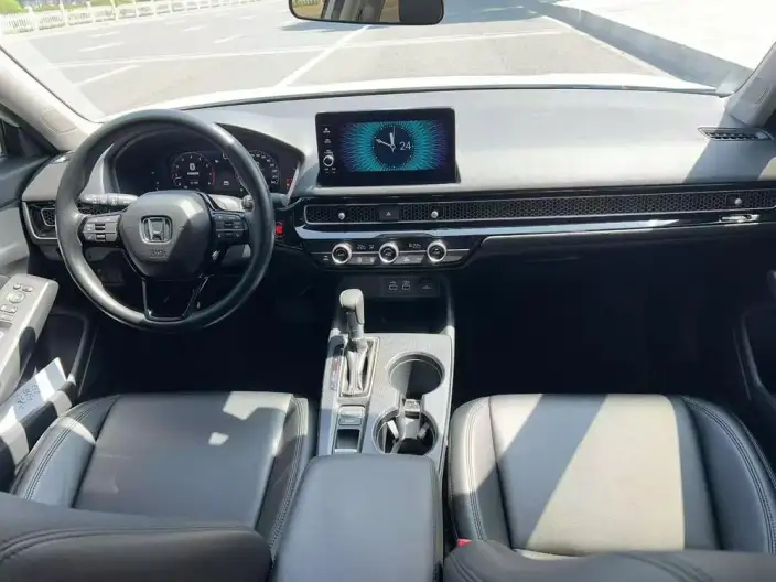Honda Civic 2023 Model 240TURBO CVT Momentum Edition – фото 7